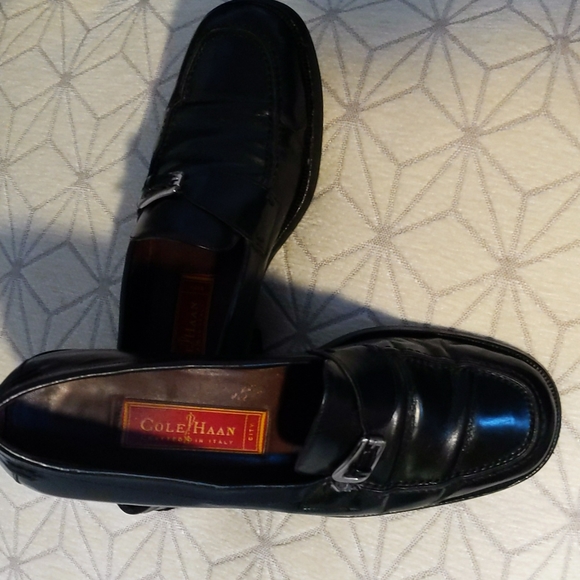 Cole Haan Lds Blk Leather Loafers - Picture 2 of 4